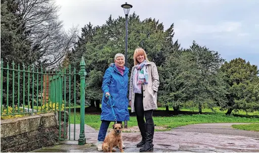  ?? ?? Anne Evans, Friends of Sandford Park and Tracey Birkinshaw, director of community & economic developmen­t for Cheltenham Borough Council