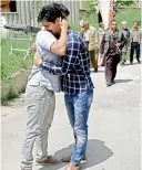  ?? — AP ?? Journalist­s mourn for their colleagues who were killed in Kabul.