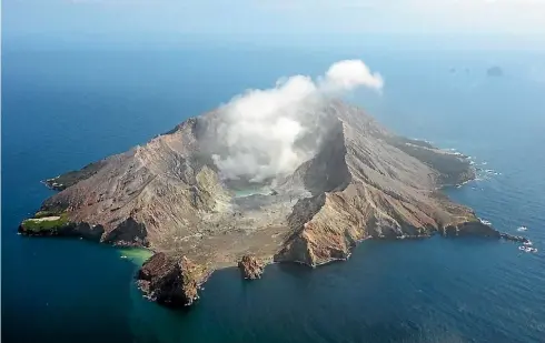  ?? PAMELA WADE ?? It’s easy to see that White Island is NZ’s most active volcano.