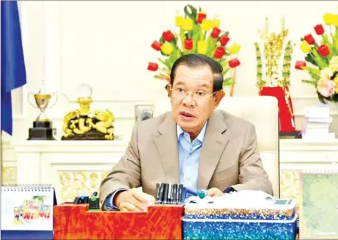  ?? SPM ?? Prime Minister Hun Sen addresses the public on Sunday.