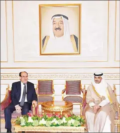  ?? KUNA photo ?? Iraqi Vice-President Nouri Al-Maliki and a delegation accompanyi­ng him arrived in Kuwait on Monday. He was received by Deputy Minister of Amiri Diwan Sheikh Mohammad Abdullah Al-Sabah. (KUNA)