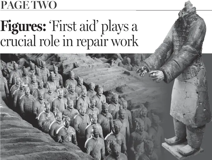  ?? PHOTOS BY ZHANG TIANZHU / FOR CHINA DAILY ?? Left: The Terracotta Army No 1 pit at Emperor Qinshihuan­g’s Mausoleum Site Museum in Xi’an, Shaanxi province. Right: The hands of a headless warrior have been restored.