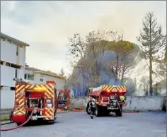  ?? - Crédits : PC ?? Le feu a atteint des arbres de la propriété