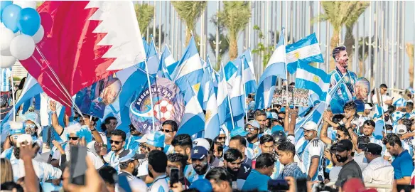  ?? ?? Ya no hay más tiempo de espera, Catar abrirá sus estadios para recibir a miles de aficionado­s para disfrutar del la edición 22 de la Copa del Mundo.