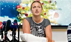  ?? Foto: Michal Šula, MAFRA ?? Velká nejistota Petra Kvitová pár dnů po útoku na tiskovce. Tehdy ještě netušila, zda bude moci zase hrát tenis.