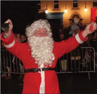  ??  ?? Santa Claus arrives in Rathdrum.