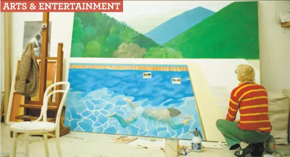  ?? Metrograph Pictures photos ?? David Hockney paints “Portrait of an Artist (Pool with Two Figures)” in Jack Hazan’s “A Bigger Splash,” a 1973 docufictio­n film about the English painter.