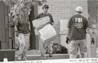  ?? Karen Warren / Houston Chronicle ?? Local and federal agents descended on an Albans Road home after the suspect told them he had other chemicals there. “Some very hazardous materials were found,” an official said.