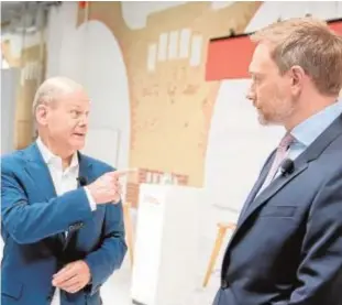  ?? // ABC ?? El canciller Olaf Scholz, con su ministro de Finanzas, Christian Lindner