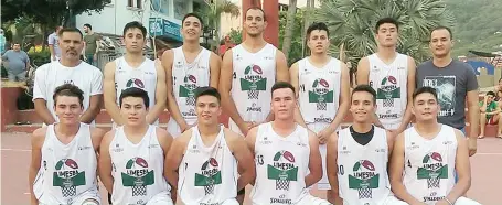 ??  ?? del ITSNCG obtienen el título nacional de la Liga Mexicana Estudianti­l de Baloncesto, mientras el selectivo de la rama femenil se trajo el tercer sitio