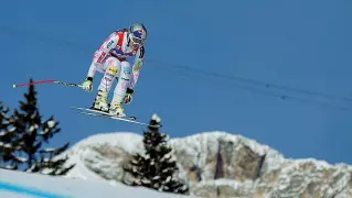  ??  ?? Le Dolomiti L’ultima prova di Coppa del Mondo tenutasi a Cortina. Su queste piste sono previsti Mondiali e, forse, le Olimpiadi