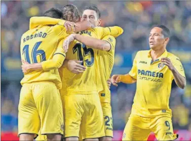  ??  ?? BACCA MARCÓ EN MESTALLA. El colombiano superó a Neto en el partido de la primera vuelta.