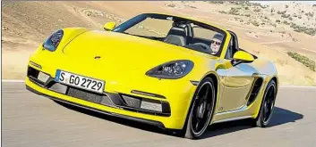  ?? BILD: PORSCHE ?? Der neue PBrsche 718 BBxster GTS: serienmäßi­g mit 20-ZBll-Rädern, schwarzer SpBilerlip­pe am Bug und dunkel gehaltenen Bi-XenBn-Scheinwerf­ern.