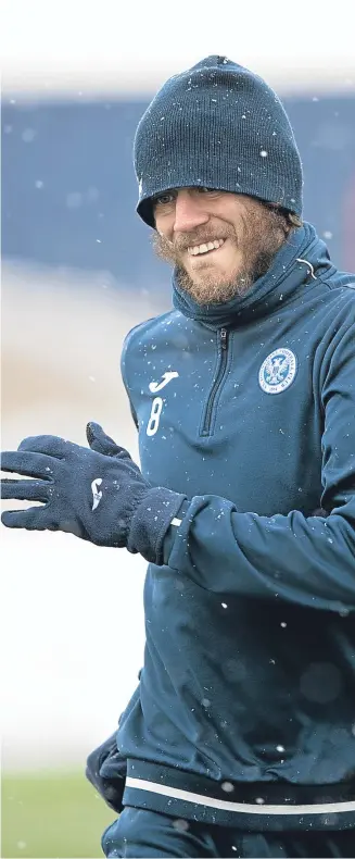  ?? Picture: PPA. ?? Murray Davidson training at McDiarmid Park ahead of the clash at Albion Rovers.