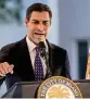  ?? AL DIAZ adiaz@miamiheral­d.com ?? Miami Mayor Francis Suarez