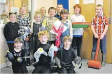  ??  ?? 21_ F26 Ardnamurch­an MOD 14_ Ardgour Action Song Winners of the action song competitio­n, Ardgour primary school, classes 1-5.