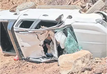  ?? ?? A huge rock fell onto the vehicle, killing the driver.