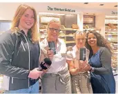  ?? FOTO: RADION NEANDERTAL  ?? Lisa Köster (Radio Neandertal), Nicole Zaccardi, Ilona Schmidtke (beide Ihr Bäcker Schüren) und Jenny Düe (Radio Neandertal). Robin Lammerscho­pp hatte am Freitag Studio-Dienst.