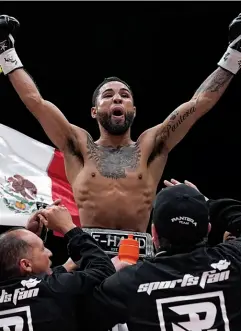  ??  ?? MISMATCH: Nery uses his extra weight to inflict three knockdowns on his Japanese opponent [left – top and bottom], but his celebratio­ns with his handlers will surely appal those who want boxing’s fairness rules to be upheld