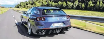  ??  ?? Ein Ferrari? Als Kombi? So ähnlich. Der GTC4Lusso bietet zumindest vier Sitzplätze.