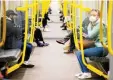  ??  ?? Risiko U-Bahn? Der ÖPNV ist in der Pandemie stark geschrumpf­t.