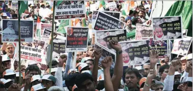  ?? Amit Chakravart­y ?? A Congress protest against demonetisa­tion in Mumbai on Saturday.