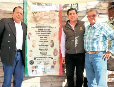  ?? Foto: Efrén González ?? César Juárez presentó el cartel para el festival taurino de las Fiestas Patrias de Rincón