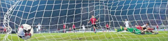  ??  ?? GOL DE DIEGO COSTA. Hace un año, la Selección ganó en campo de Albania por 0-2. Este el primer gol marcado por Diego Costa; Nolito hizo el otro.