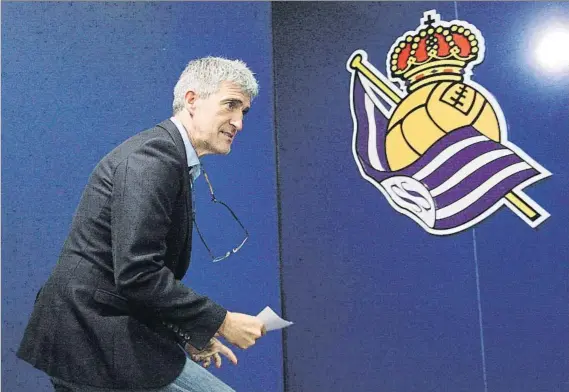  ?? FOTO: UNCITI ?? La próxima Real en la cabeza Roberto Olabe está configuran­do la plantilla de la Real junto a Asier Garitano