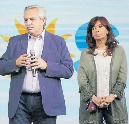  ?? ?? Sin acuerdo. Una vez más, entre Alberto Fernández y su vice, Cristina Kirchner. Ahora, por el FMI.