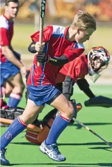  ??  ?? Carter Mogg produced the only goal of the game for the Darling Downs during the second half.