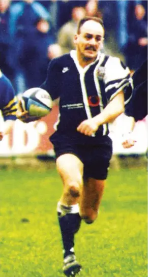  ??  ?? Record try scorer: Steve Ford playing for Cardiff