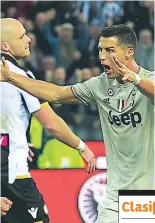  ??  ?? GOLEADORES. Cristiano celebra con Rodrigo Bentancur.