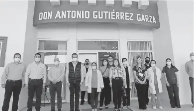  ?? /CORTESÍA GOB. COAH. ?? El gobernador Miguel Riquelme visitó el Laboratori­o de Biotecnolo­gía Molecular “Don Antonio Gutiérrez Garza”, en Nueva Rosita