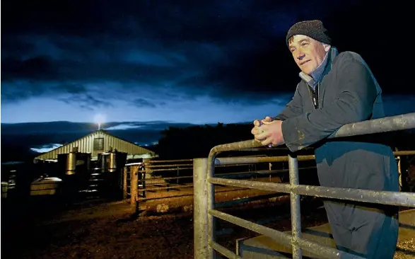  ?? PHOTO: WARWICK SMITH/ FAIRFAX NZ ?? Dairy farmer James Stewart says it can be ‘‘pretty mean out there’’ for farmers mentally. Right: Federated Farmers Manawatu/Rangitikei Meat and Fibre chairman Fraser Gordon.