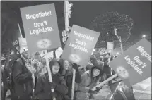  ?? Fred Chartrand/the Canadian Press ?? School teachers protested outside a Liberal fundraiser in Ottawa earlier this week. that was attended by Premier Dalton McGuinty.