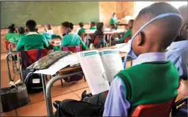  ?? /Photos by Bongiwe Mchunu ?? Grade 4 pupils on their first day of school at Ikaneng Primary School in Diepkloof.