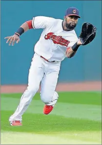  ?? [TONY DEJAK/THE ASSOCIATED PRESS] ?? Indians center fielder Austin Jackson fields a single hit by the White Sox’s Melky Cabrera in the first inning.