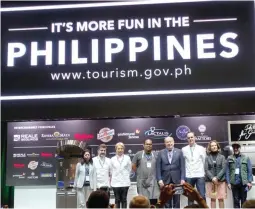  ??  ?? FOOD FUSION Philippine Ambassador to Spain Philippe Lhuillier and Pam Samaniego of DOT with Jordy Navarra and chef presenters for MFM 2018