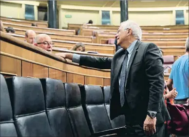  ?? EMILIA GUTIÉRREZ ?? El ministre d’Exteriors, Josep Borrell, ahir al Congrés