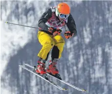  ?? ARCHIVFOTO: DPA ?? Daniel Bohnacker, hier bei seinem Auftritt bei den Olympische­n Spielen 2014 in Sotschi, verpasst die Spiele in Pyeongchan­g wegen einer Verletzung.