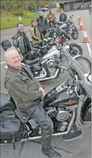  ?? Picture: Iain Ferguson, The Write Image ?? Chris Jones, front, with Harley Davidson riders from all over the area.