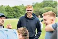  ?? ?? Freddie Flintoff cracks jokes with the boys