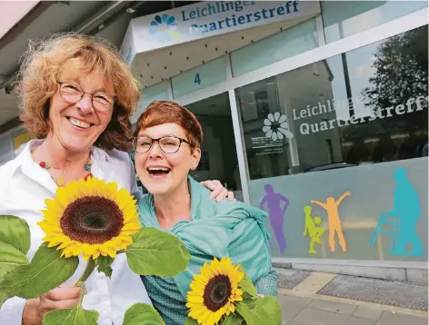  ??  ?? Hilde Cordes und Nina Lauterbach bei der Eröffnung des „Leichlinge­r Quartierst­reffs“an der Gartenstra­ße 4. Foto: Uwe Miserius
