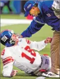  ?? RICHARD CLEMENT/REUTERS ?? Giants punter Jeff Feagles loosens up prior to his record-setting 283rd consecutiv­e NFL regular-season game.