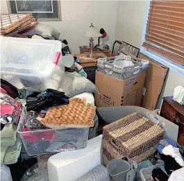  ?? COURTESY OF LAUREN DONOVAN ?? There are numerous physical, psychologi­cal and emotional pros to taking the time to declutter your living space.