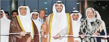  ?? Photo by Saud Salem ?? Minister Sheikh Mohammad inaugurati­ng the exhibition