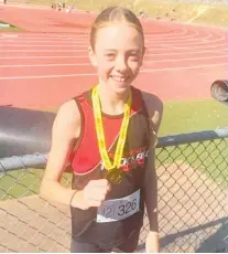  ?? ?? Left: Mia Thomson after breaking the 1500m record.
Right: Kobe Kemp won five gold medals at the championsh­ips.