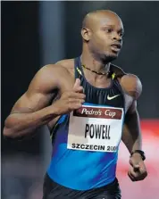  ?? JANEK SKARZYNSKI/AFP/GETTY IMAGES ?? Jamaican sprinters Asafa Powell and Sherone Simpson blame their physiother­apist after they failed drugs tests. The pair tested positive for a banned stimulant.