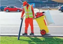  ?? Courtesy: Dubai Municipali­ty ?? Dubai Municipali­ty workers are using the new equipment on roads, in markets and in residentia­l areas.